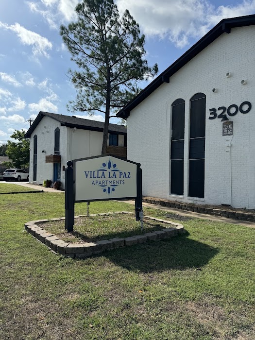 Villa La Paz apartments at 3200 W Pioneer Dr, Irving, TX