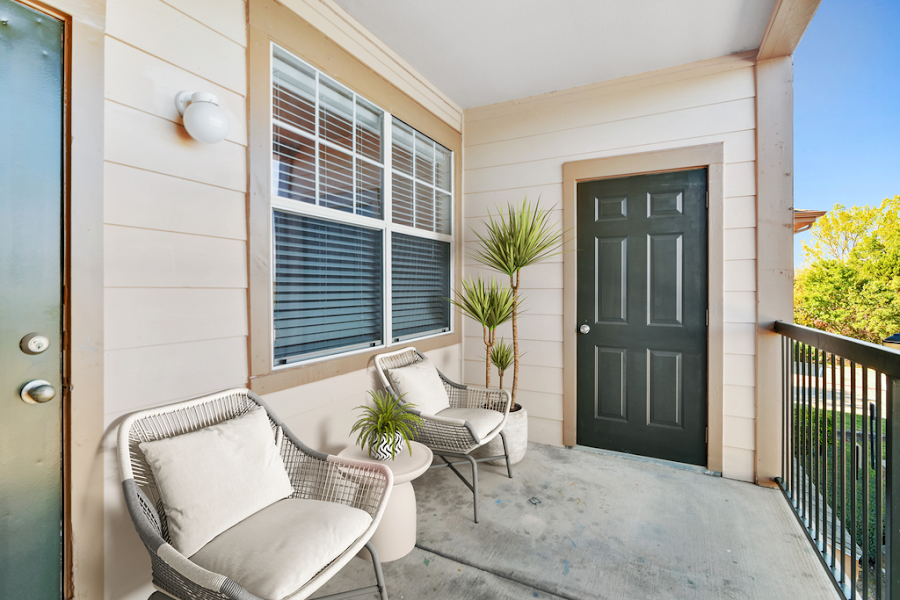 Rosemont at Bluff Ridge apartments at 7051 Clarkridge Dr, Dallas, TX
