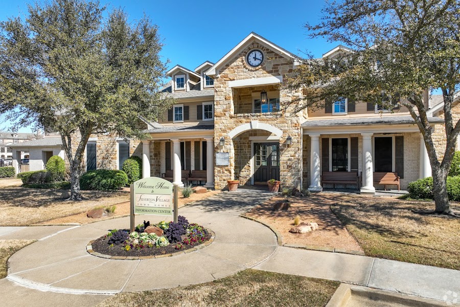 Silverton Village apartments at 3700 East Highway 85, Ennis, TX
