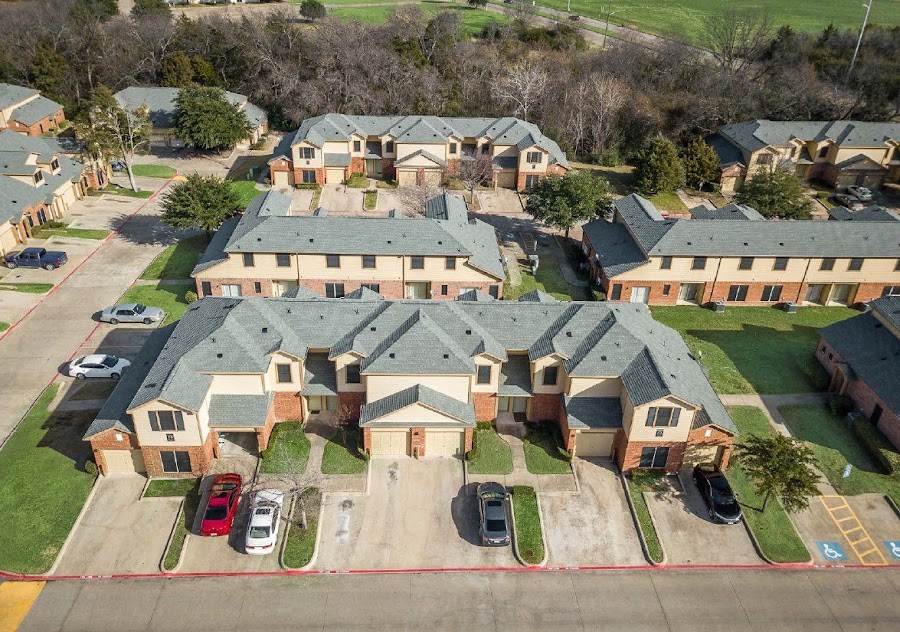 Homes of Persimmons apartments at 3245 Simpson Stuart Rd, Dallas, TX
