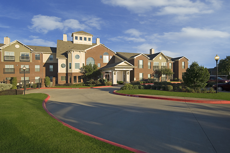 Evergreen at Lewisville apartments at 415 S Garden Ridge Blvd, Lewisville, TX