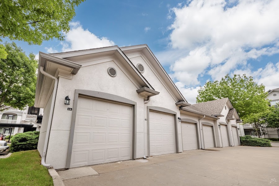 Gates of Allen Station apartments at 505 Exchange Pkwy E, Allen, TX