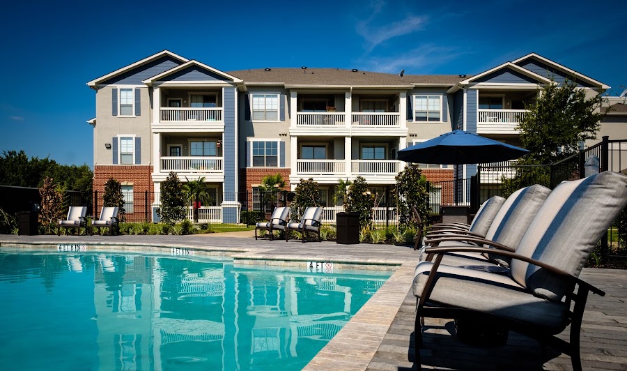 Attiva Lewisville apartments at 901 N Garden Ridge Blvd, Lewisville, TX