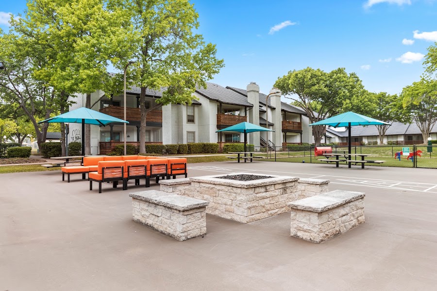 Villas at Chase Oaks apartments at 600 Legacy Dr, Plano, TX
