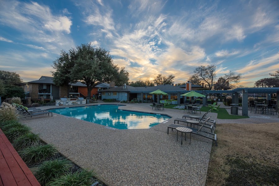 Arborstone apartments at 6500 S Cockrell Hill Rd, Dallas, TX