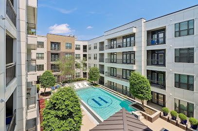 Pearl Midtown apartments at 3101 Smith St, Houston, TX