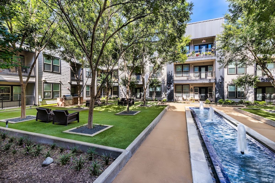 Southwestern apartments at 5959 Maple Ave, Dallas, TX
