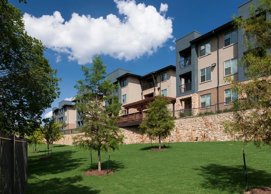 Berkshire Medical District apartments at 4730 Fairmount St, Dallas, TX