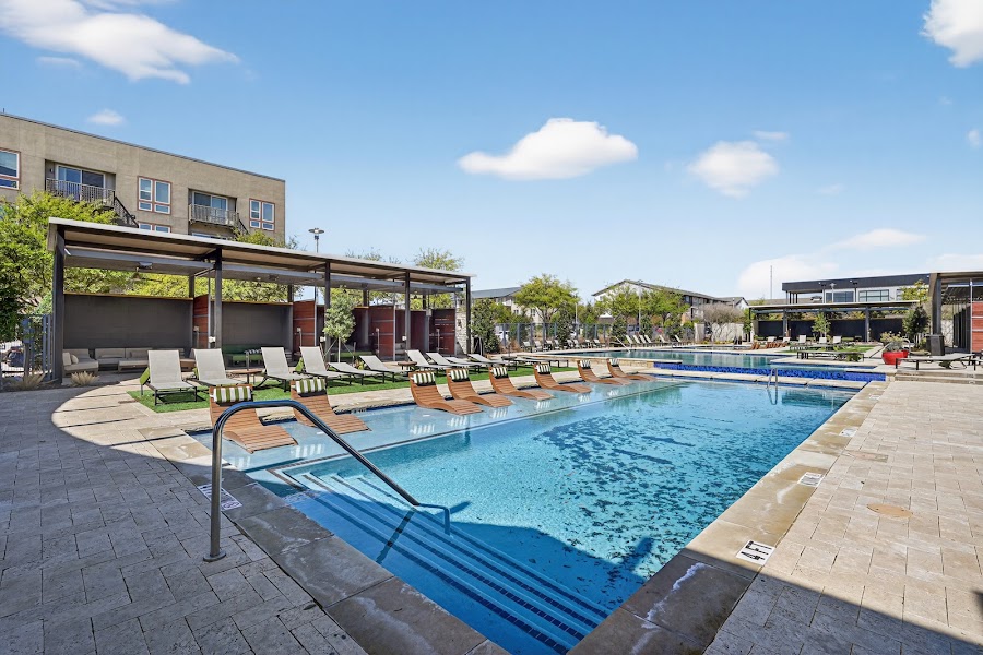 Parkside at Craig Ranch II apartments at 7300 Henneman Way, McKinney, TX