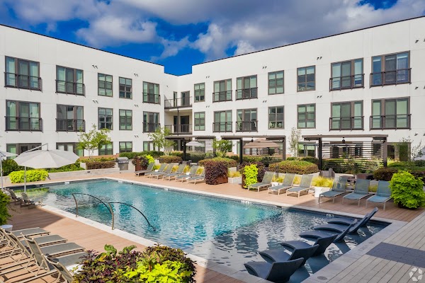 Harvest Lofts apartments at 1011 S Pearl Expressway, Dallas, TX