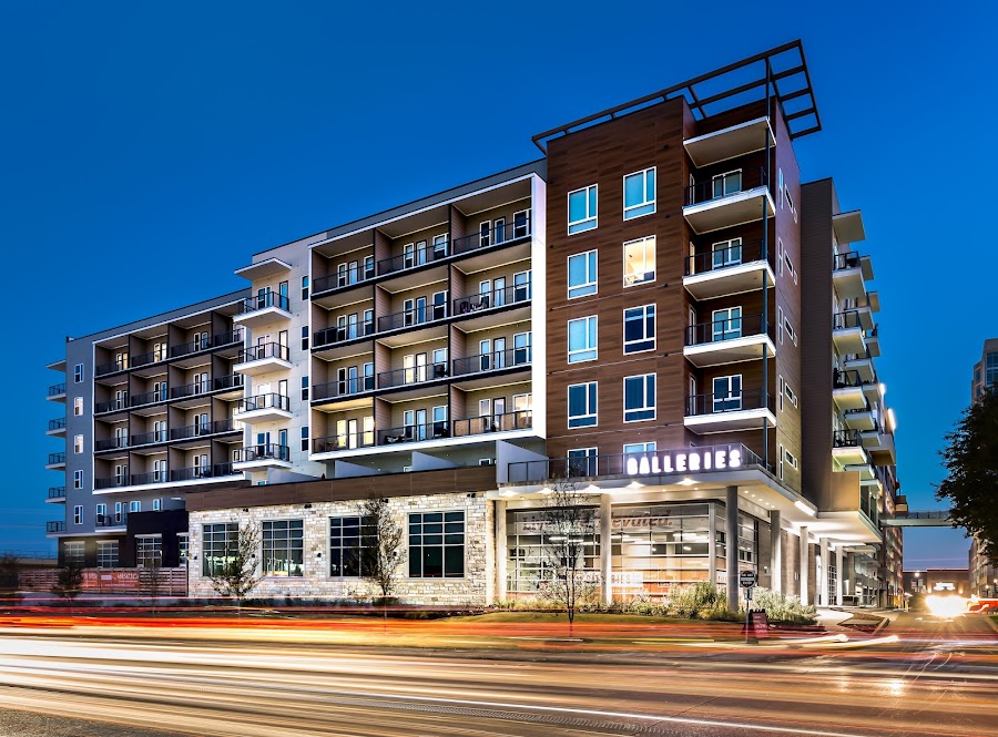 Galleries at Park Lane apartments at 8110 Park Ln, Dallas, TX