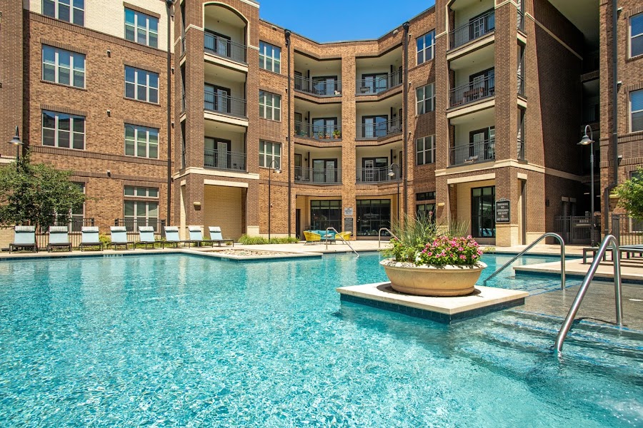 Emerson at Frisco Market Center apartments at 4800 Printers Way, Frisco, TX