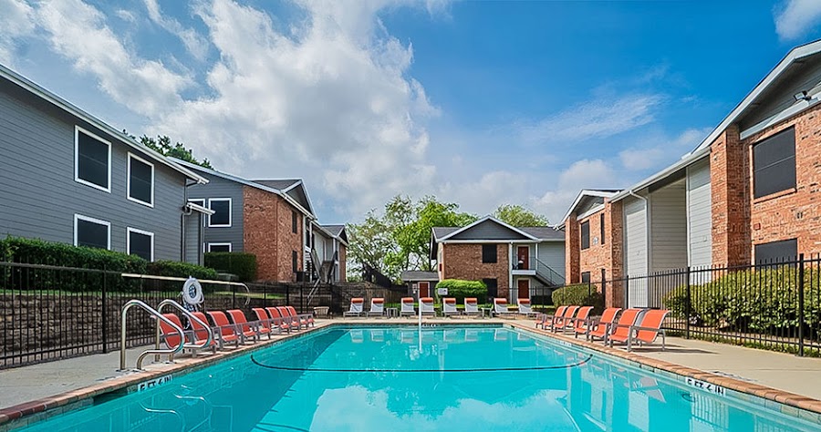 Promenade at Valley Creek apartments at 4608 W Northgate Dr, Irving, TX