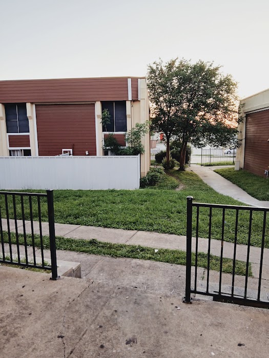 Vista Del Sol apartments at 2880 Peavy Rd, Dallas, TX