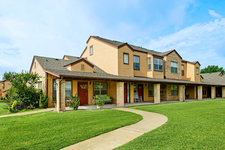 Courtyards at Kirnwood apartments at 2600 Bolton Boone Dr, DeSoto, TX