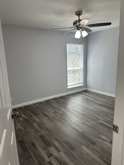 Villa Serena apartments at 2815 Peavy Rd, Dallas, TX