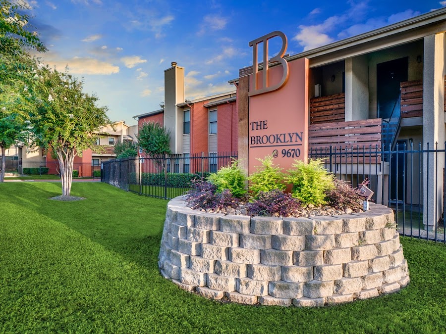 Deerfield apartments at 9670 Forest Ln, Dallas, TX