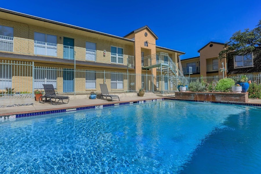 Bella Vista Creek apartments at 3402 S Buckner Blvd, Dallas, TX