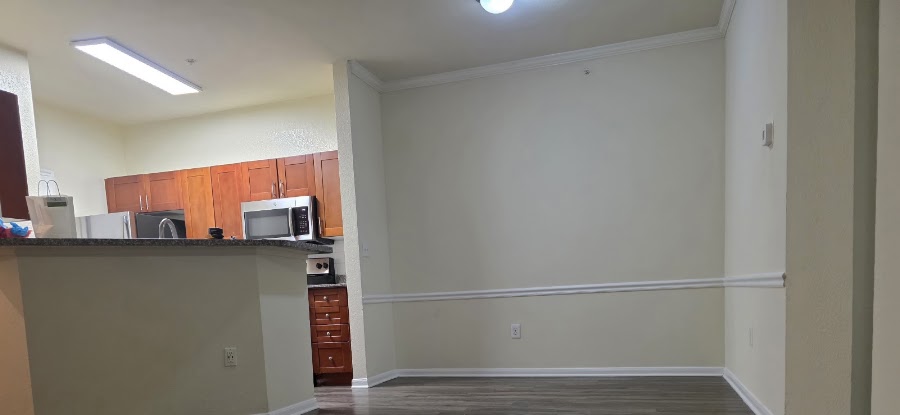 Emery Bay at Lakepointe apartments at 901 Lakeside Cir, Lewisville, TX