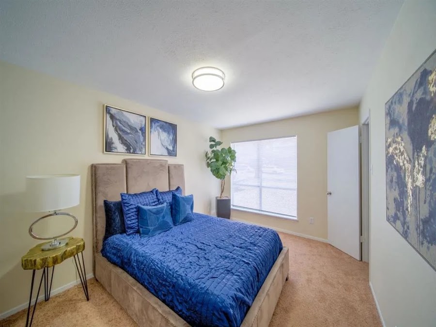 Enchanted Hills apartments at 7802 Villa Cliff Dr, Dallas, TX