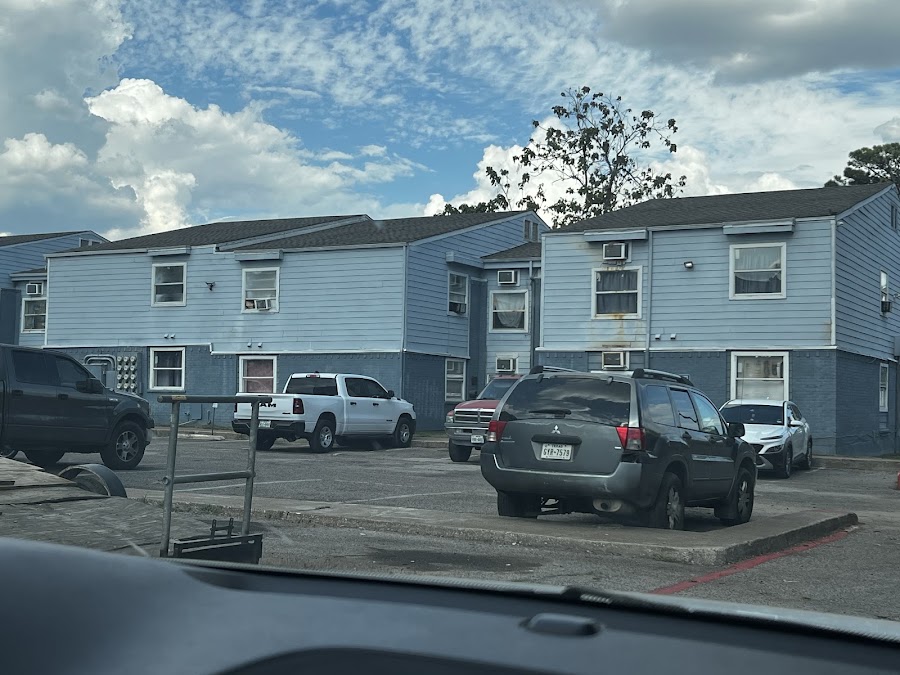 Bonita Gardens apartments at 3410 Fordham Road, Dallas, TX
