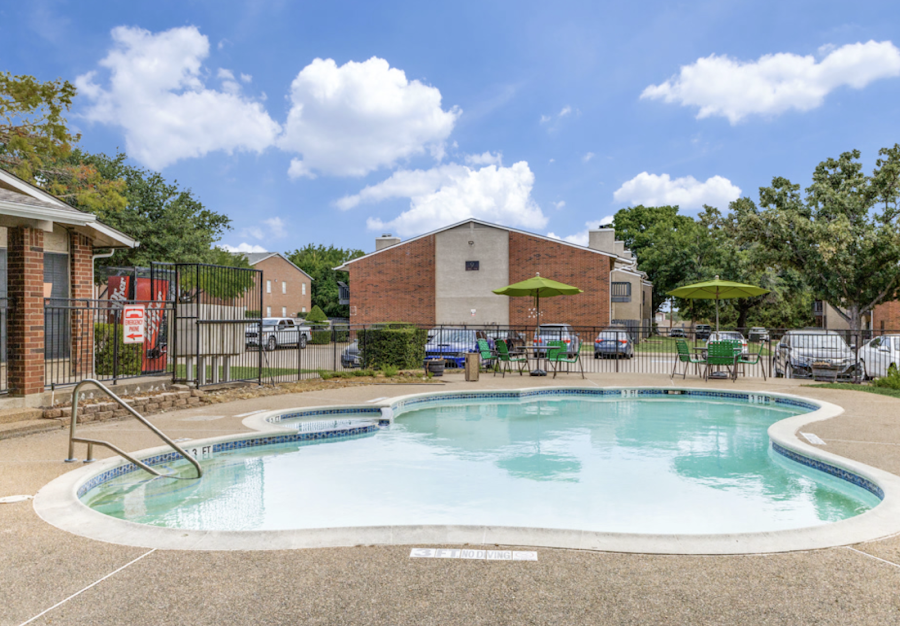 Heritage Square apartments at 4753 Duncanville Rd, Dallas, TX