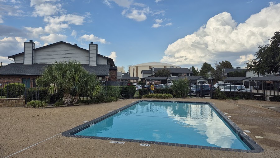 Highpoint Townhomes apartments at 6533 E Medalist Circle, Plano, TX