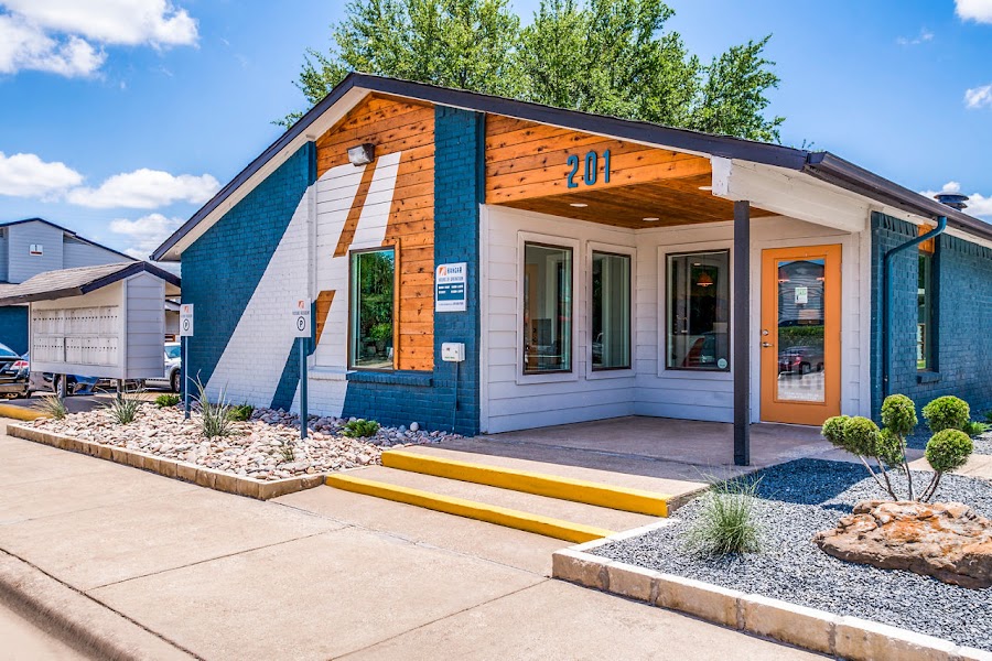 Hangar I & II apartments at 139 S Clark Rd, Cedar Hill, TX