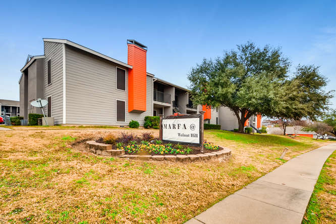 Marfa at Walnut Hill apartments at 2727 W Walnut Hill Ln, Irving, TX