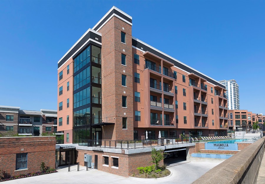 Magnolia Station Lofts I apartments at 1607 Lyte St, Dallas, TX