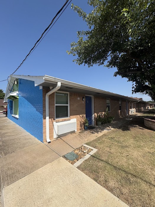 Metker Place apartments at 707 Metker St, Irving, TX