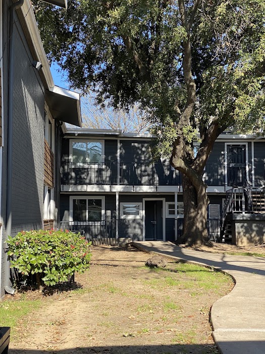 Northridge Court apartments at 6041 Ridgecrest Rd, Dallas, TX