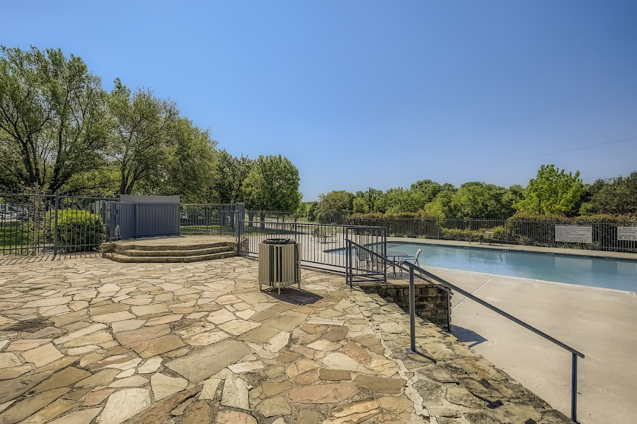 Saddletree apartments at 5710 Duck Creek Dr, Garland, TX