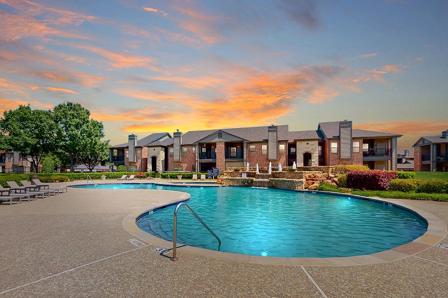Club at Riverchase apartments at 1315 Riverchase Dr, Coppell, TX