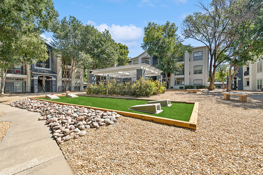Ashmore at Horizon North apartments at 4300 Horizon N Pkwy, Dallas, TX