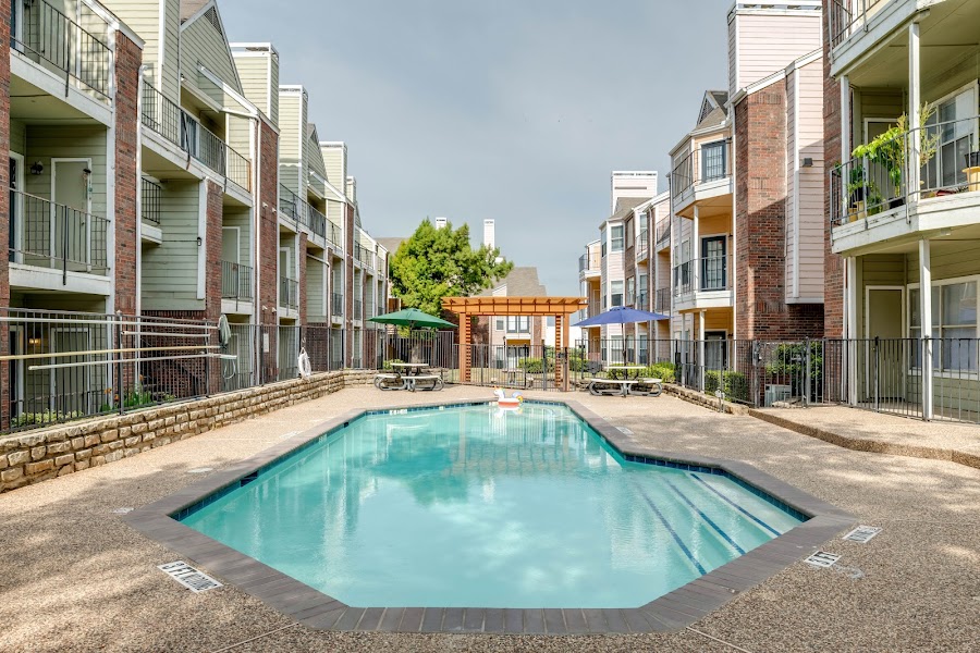 Waterchase apartments at 12365 Plano Rd, Dallas, TX