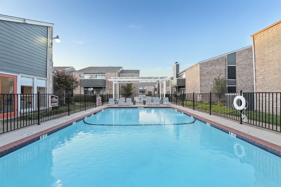 Westwind apartments at 1306 N Nursery Rd, Irving, TX