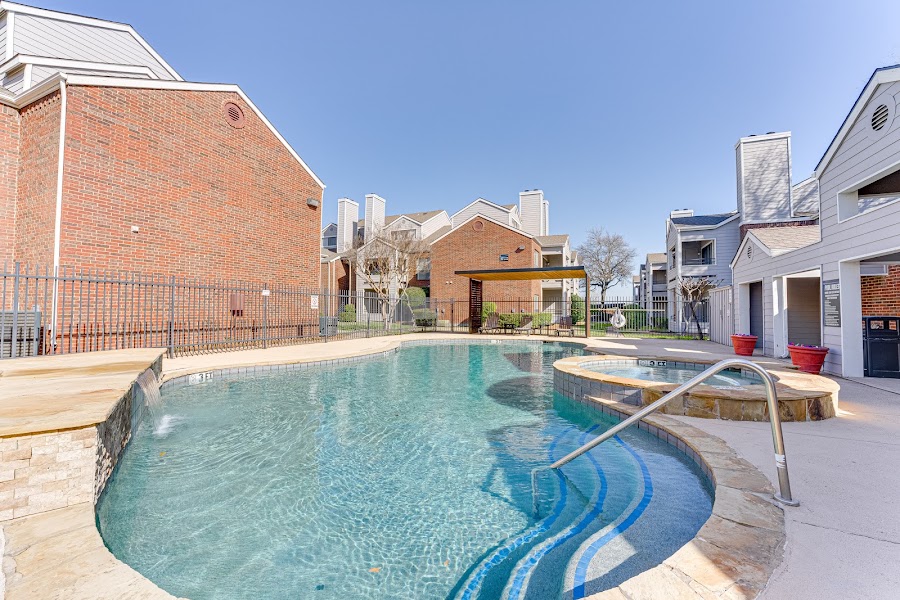 Wilson Crossing apartments at 301 N Joe Wilson Rd, Cedar Hill, TX