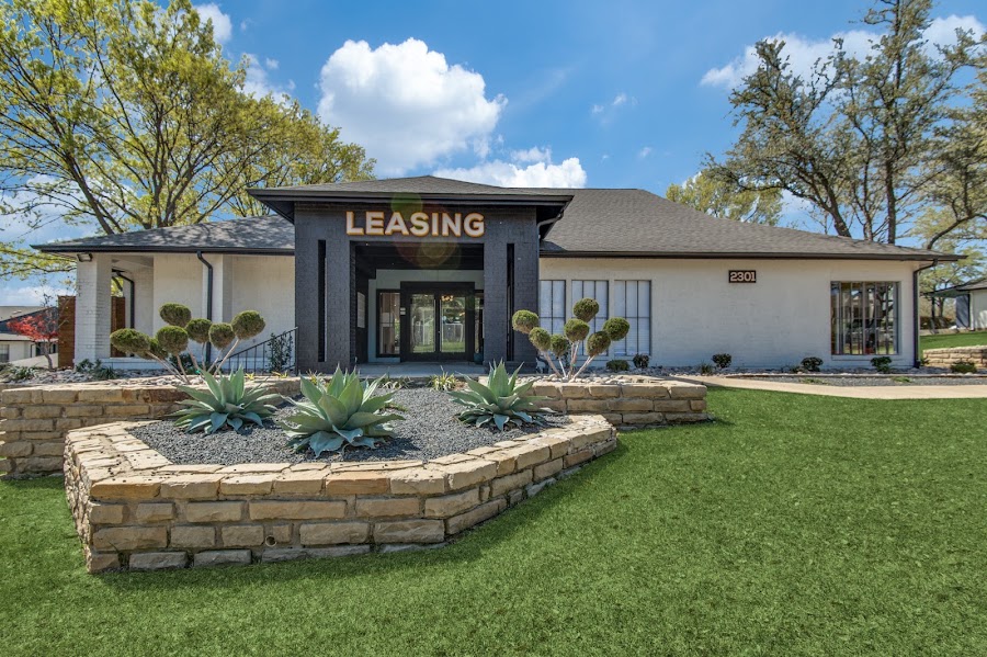 Windridge I & II apartments at 2301 E Avenue H, Grand Prairie, TX