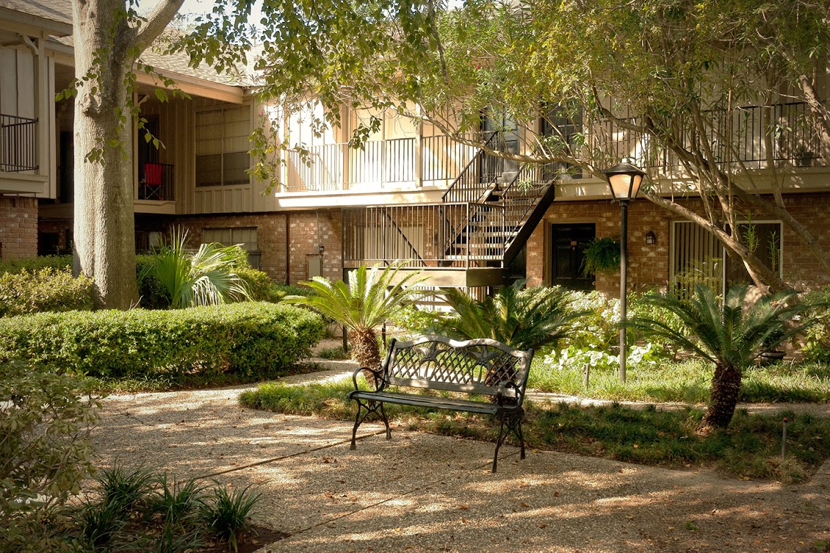 9900 on Memorial apartments at 722 International Blvd, Houston, TX