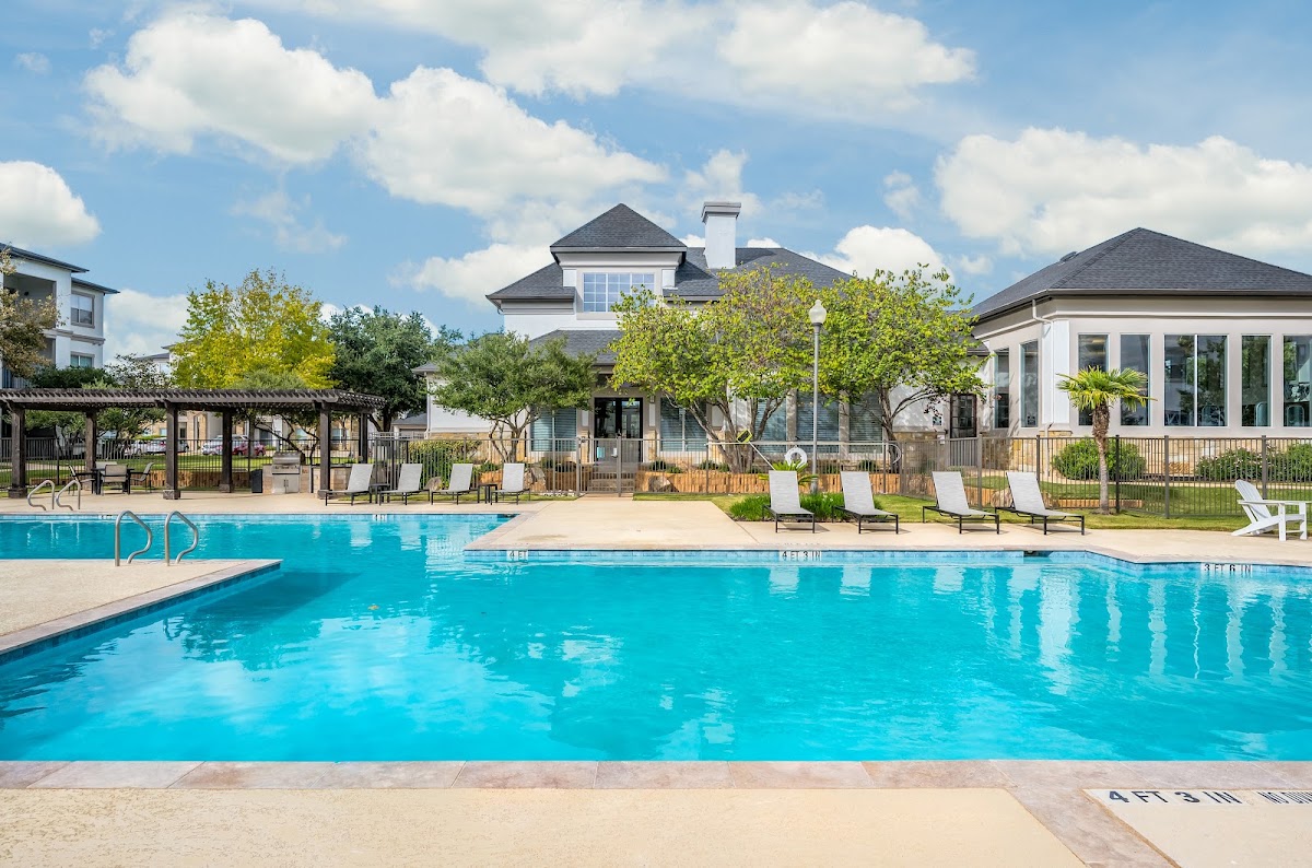 Grand Villa apartments at 1001 Pultar Rd, Richmond, TX